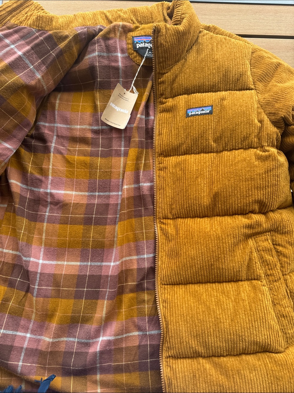 ❄️NWT Women’s Patagonia Corduroy Fjord Puffer Jacket - Flannel Lined ❄️ - Picture 1 of 8